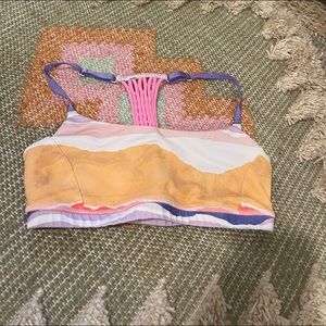 Lululemon sports bra